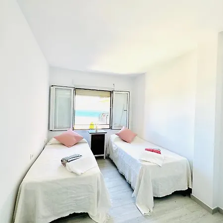Puerta Al Mediterraneo Apartment