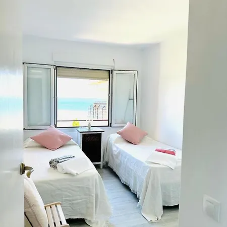 Puerta Al Mediterraneo شقة *